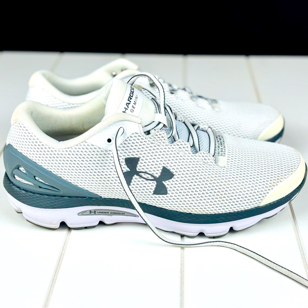 🏃‍♂️ Under Armour Men's White Charged Gemini Running Shoes 10.5